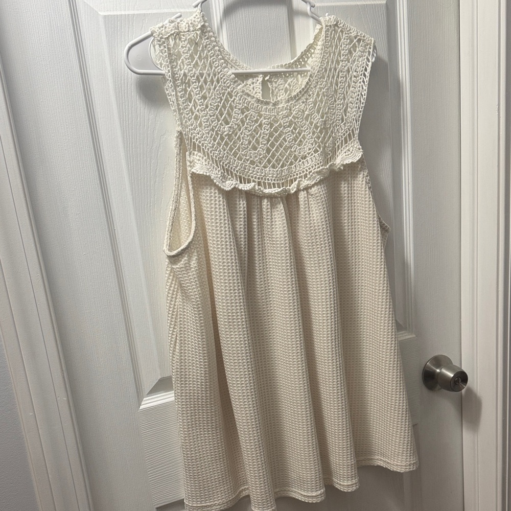 Elegant Cream Lace Top
